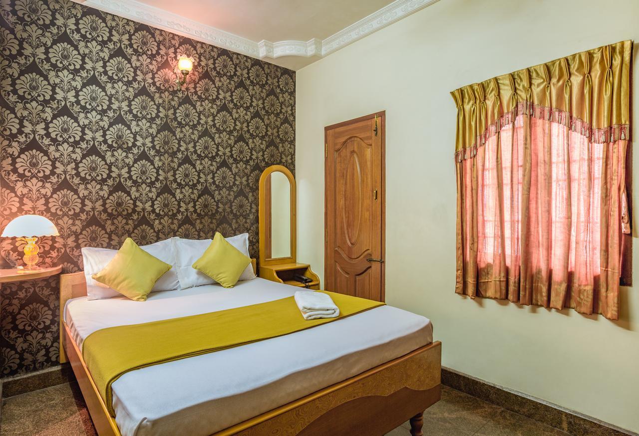 Hotel Sri Sai Park
